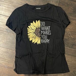 Black "Do what makes you happy" tshirt